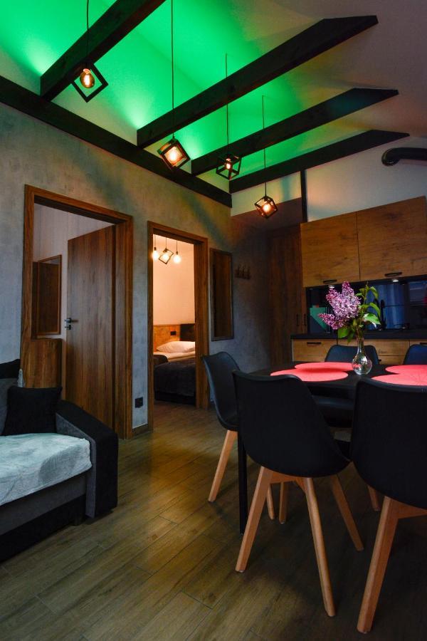Apartamenty Prestige ウェバ エクステリア 写真
