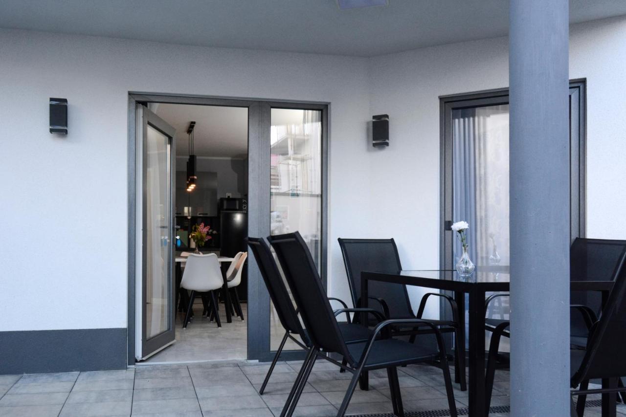 Apartamenty Prestige ウェバ エクステリア 写真