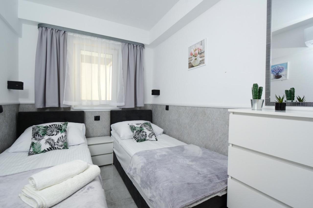 Apartamenty Prestige ウェバ エクステリア 写真
