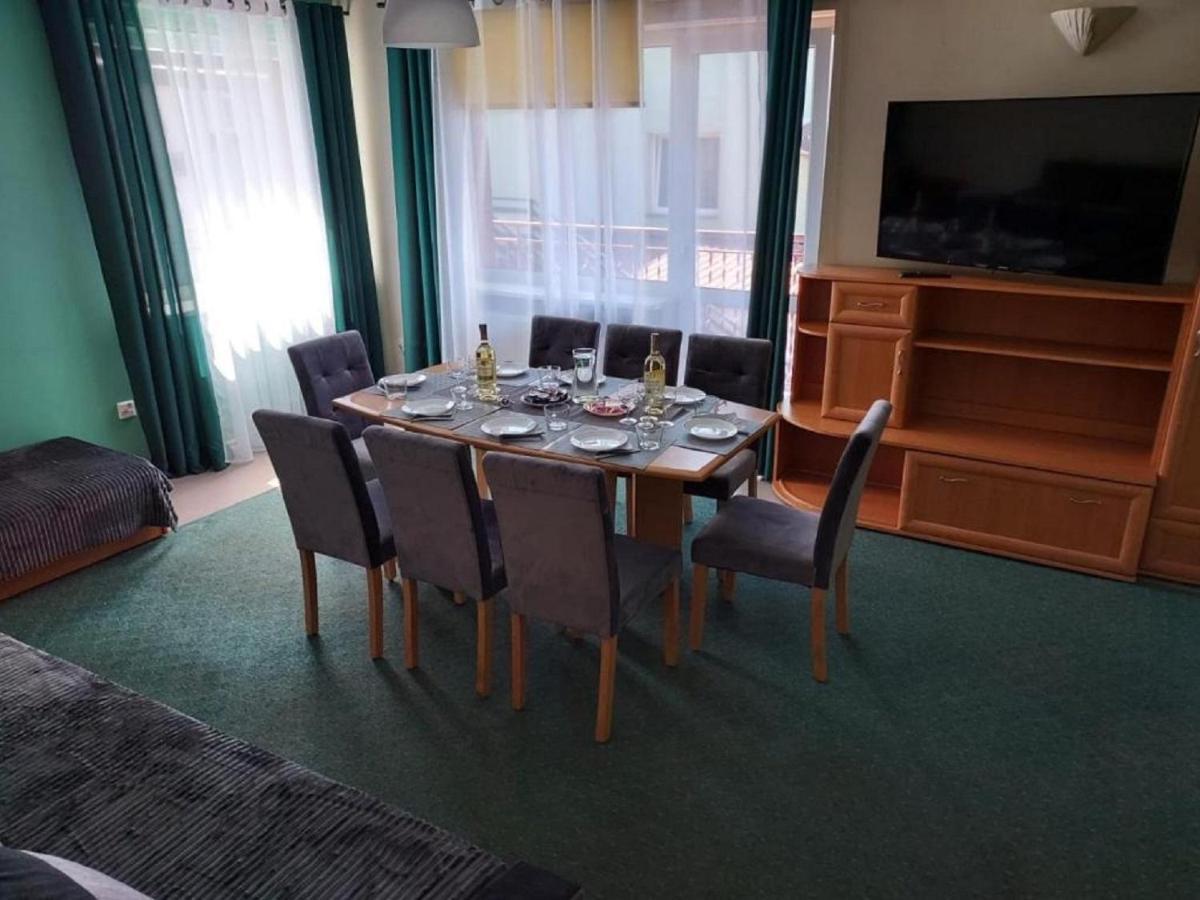 Apartamenty Prestige ウェバ エクステリア 写真